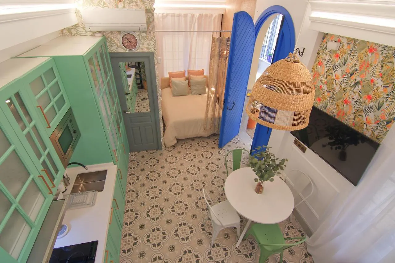 Mara'S Apartments Torremolinos La Mar - Beachfront Tiny House - Bajondillo 0*,