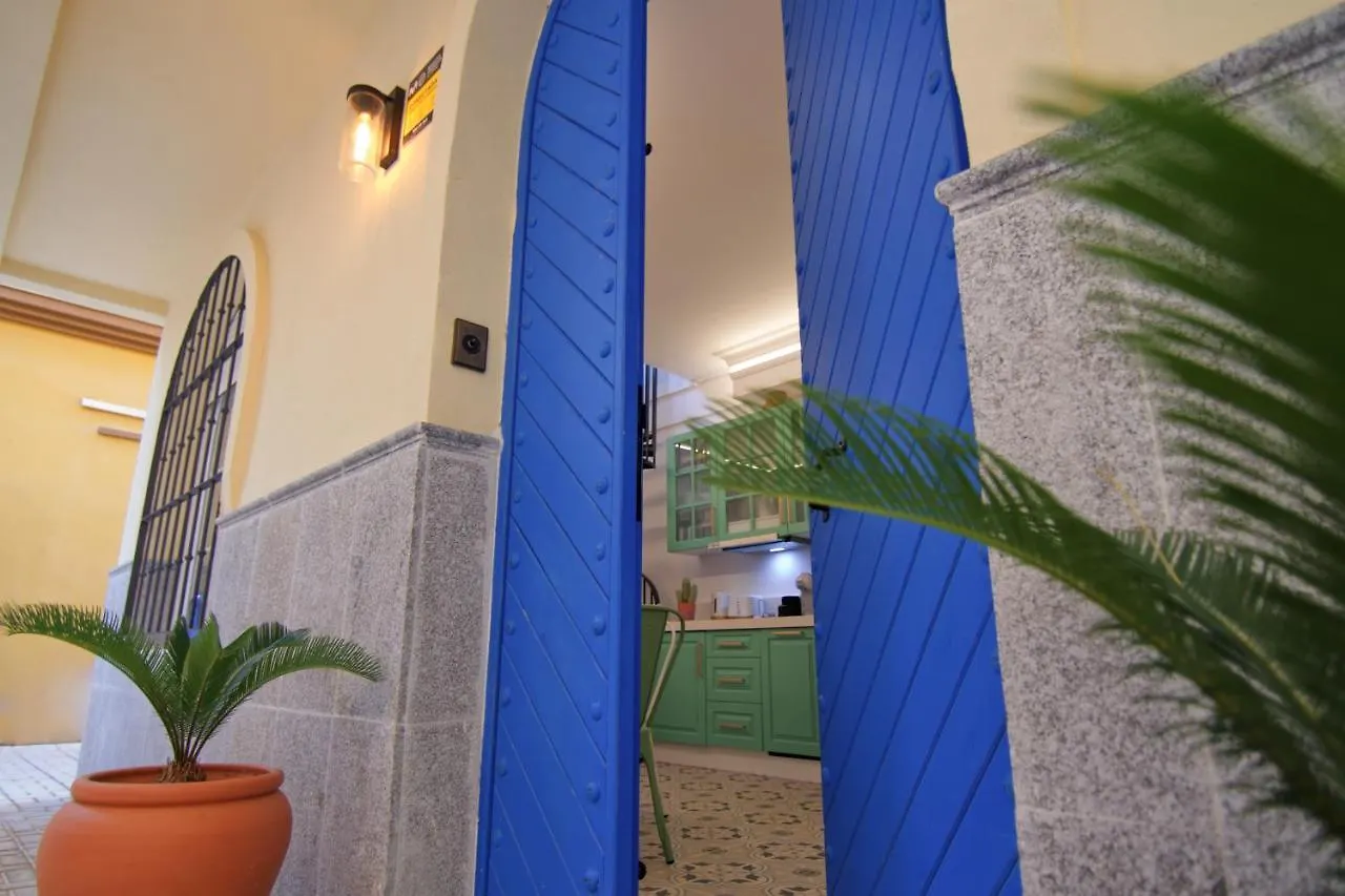 Mara's Apartments Casita La Mar - Primera Linea de Playa - El Bajondillo Torremolinos